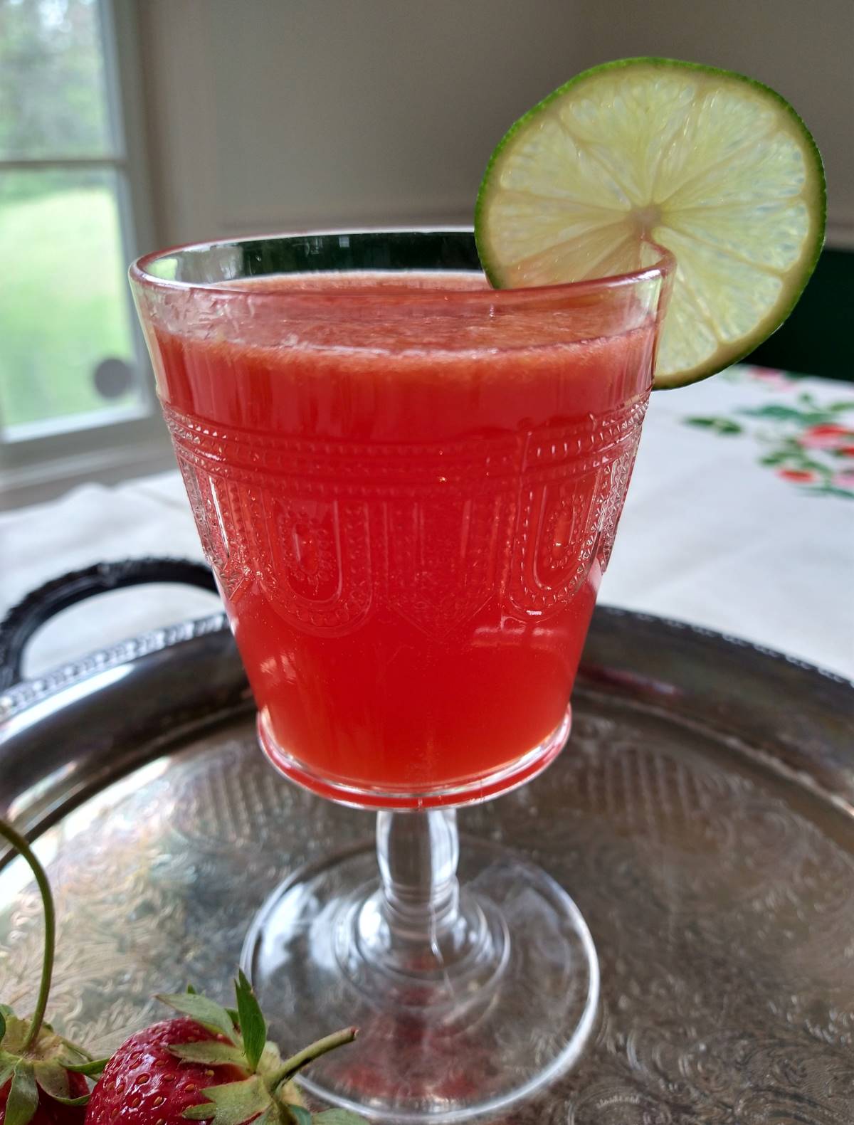 Fresh Strawberry Punch Just in Time for Summer
